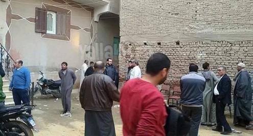 يلا كورة ينشر.. أول صور من أمام منزل عائلة تريكة قبل جنازة والده